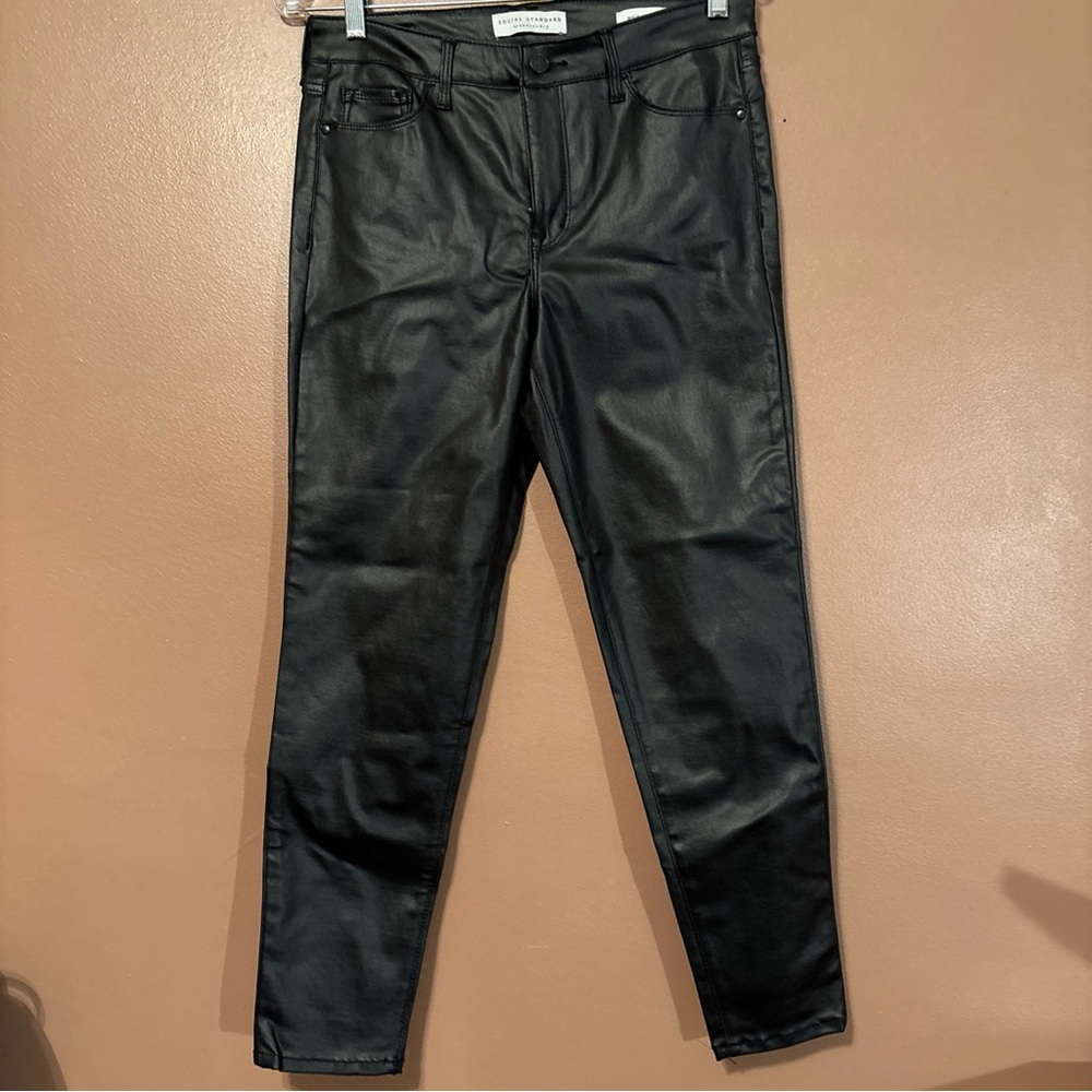 Women's Social Standard by Sanctuary Faux Leather Black Pants SZ 8